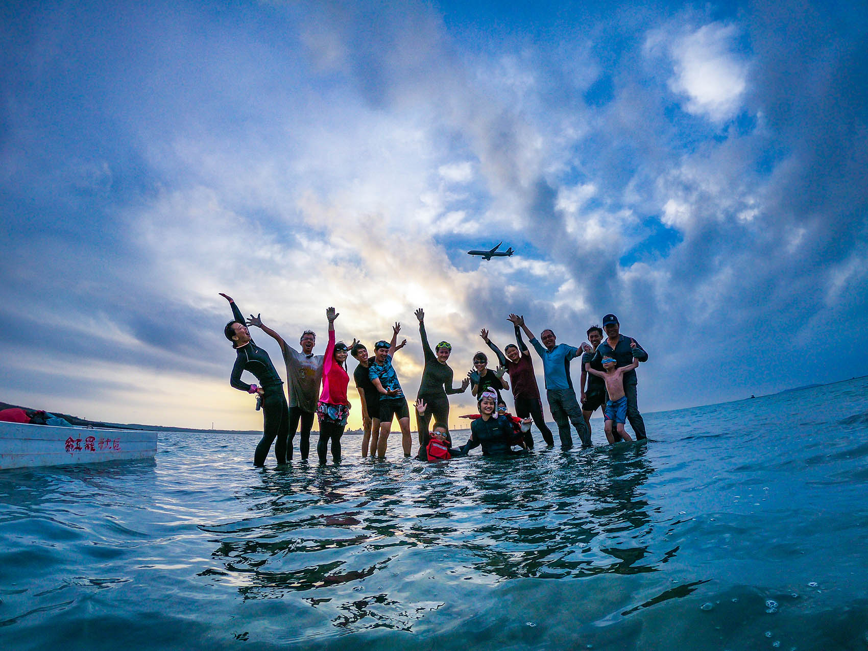 匠師引路｜工作室預計帶您走進澎湖的海洋之心，除了欣賞它優美動人的線條，更讓石砌職人帶領著您，撩起衣袖一起動動手，簡單的維護這百年來的美好。