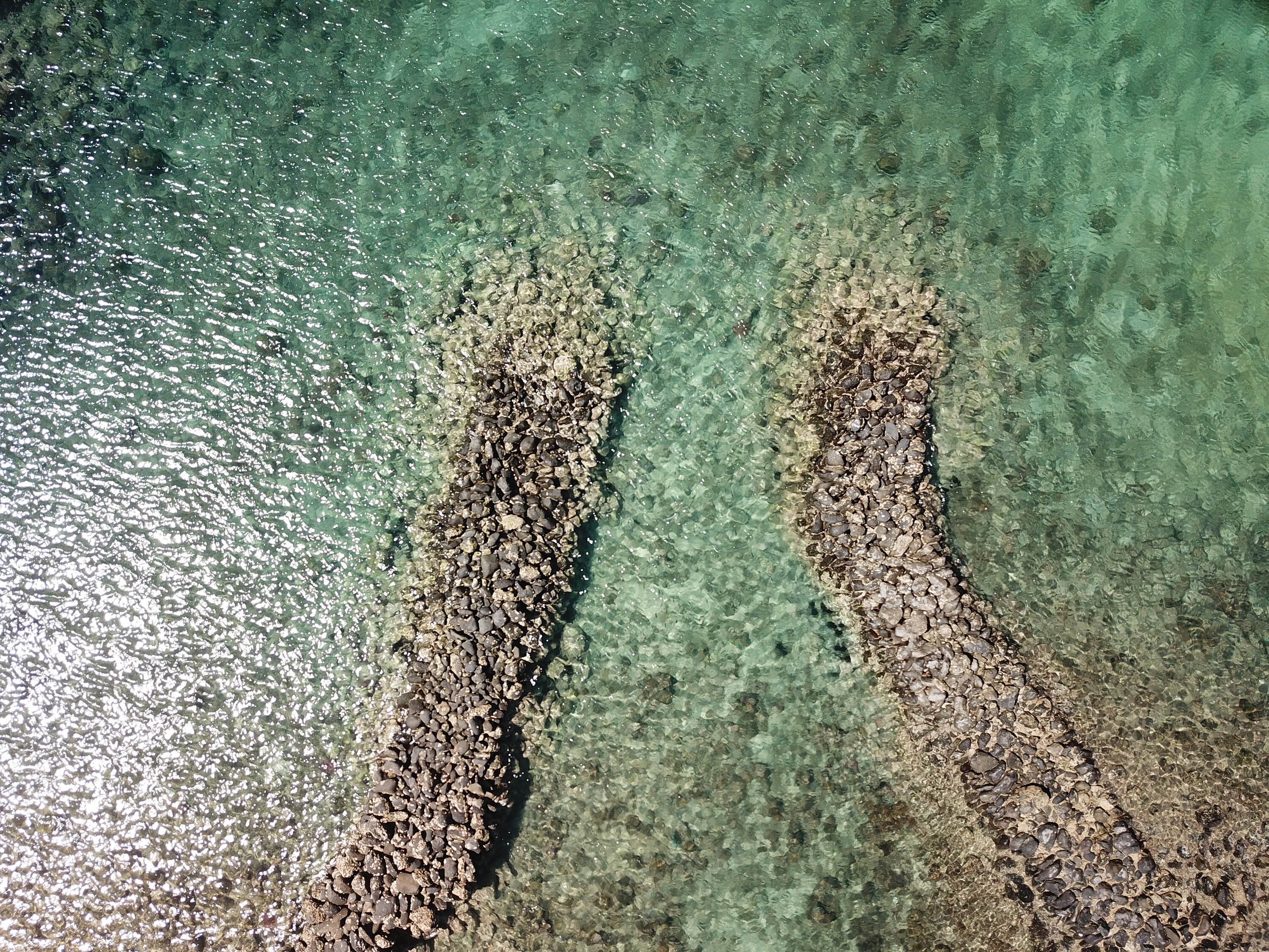 鳥嶼村內新滬的滬門