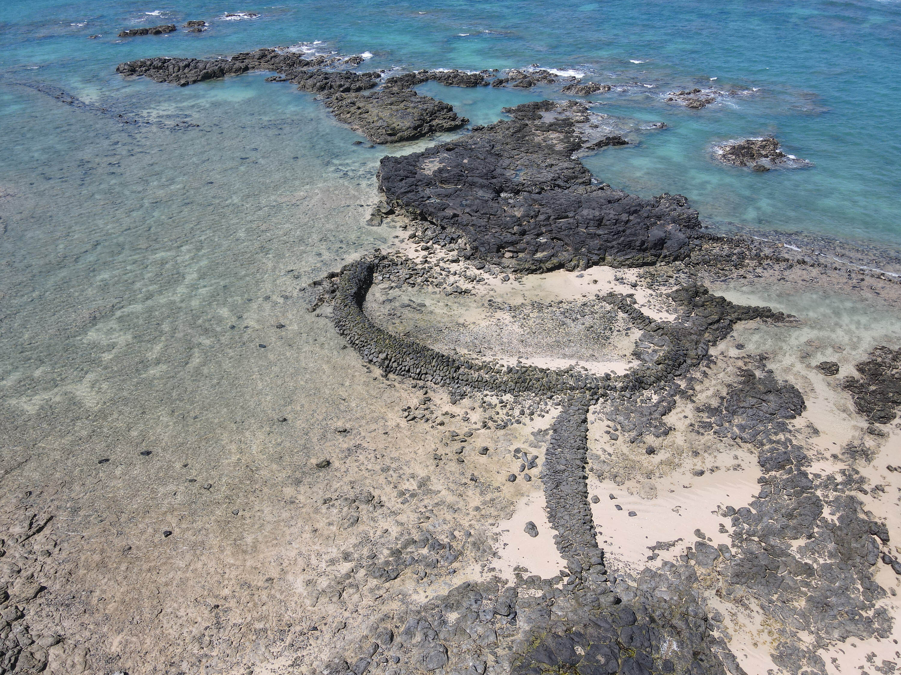 吉貝村低老古滬仔的全貌