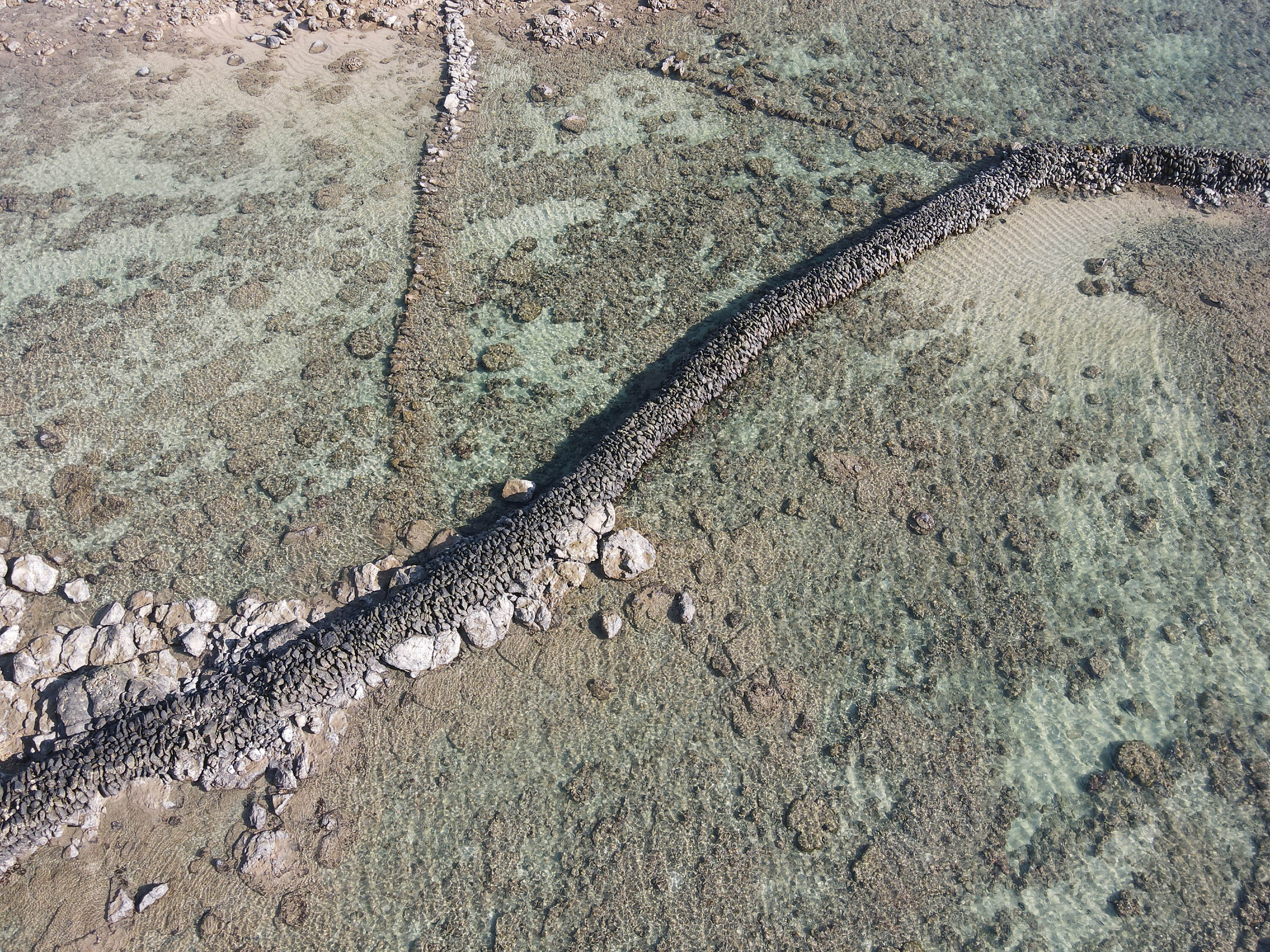 吉貝村上滬頭的右伸腳