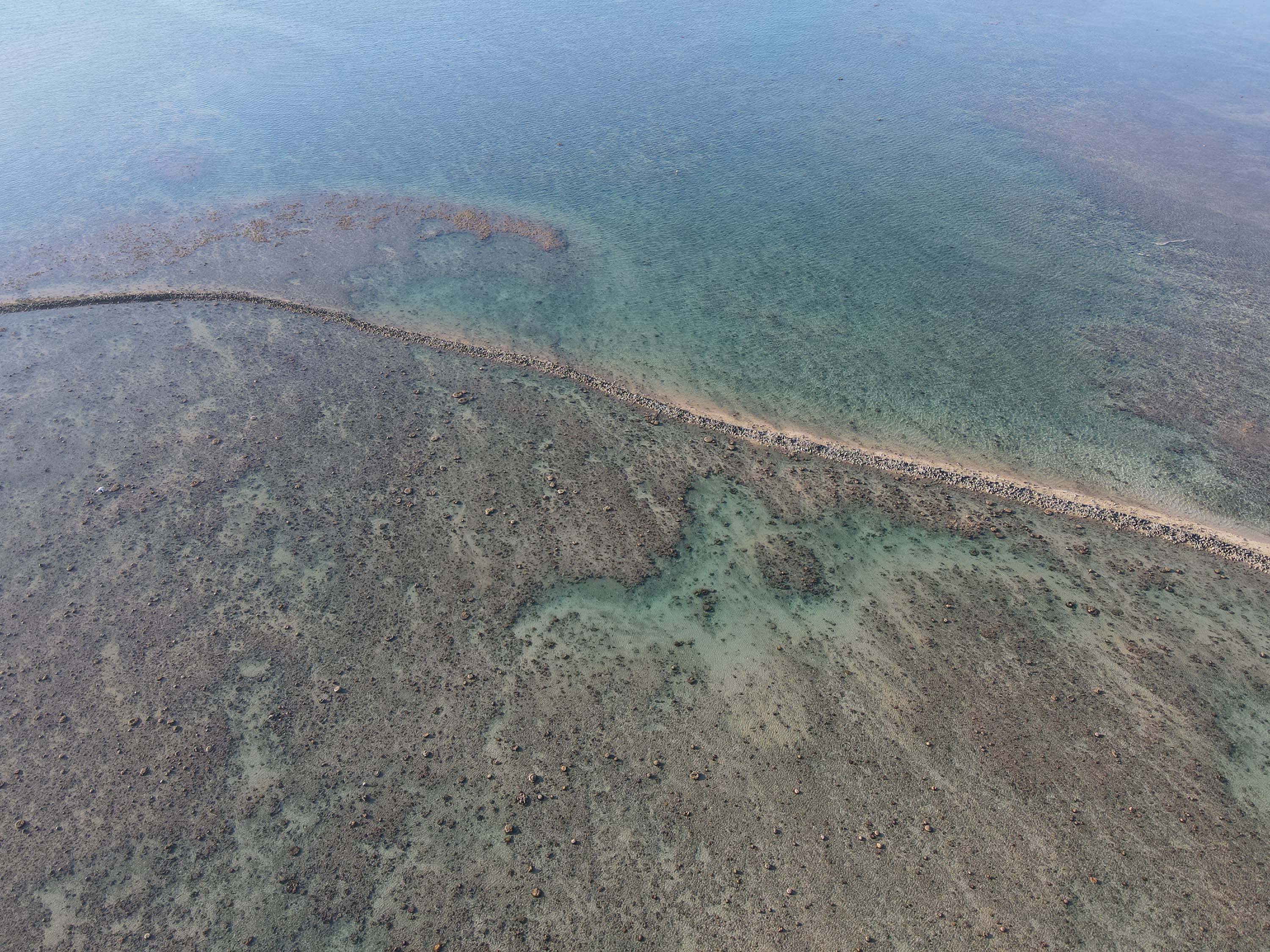 赤崁村倒掛仔滬的右伸腳