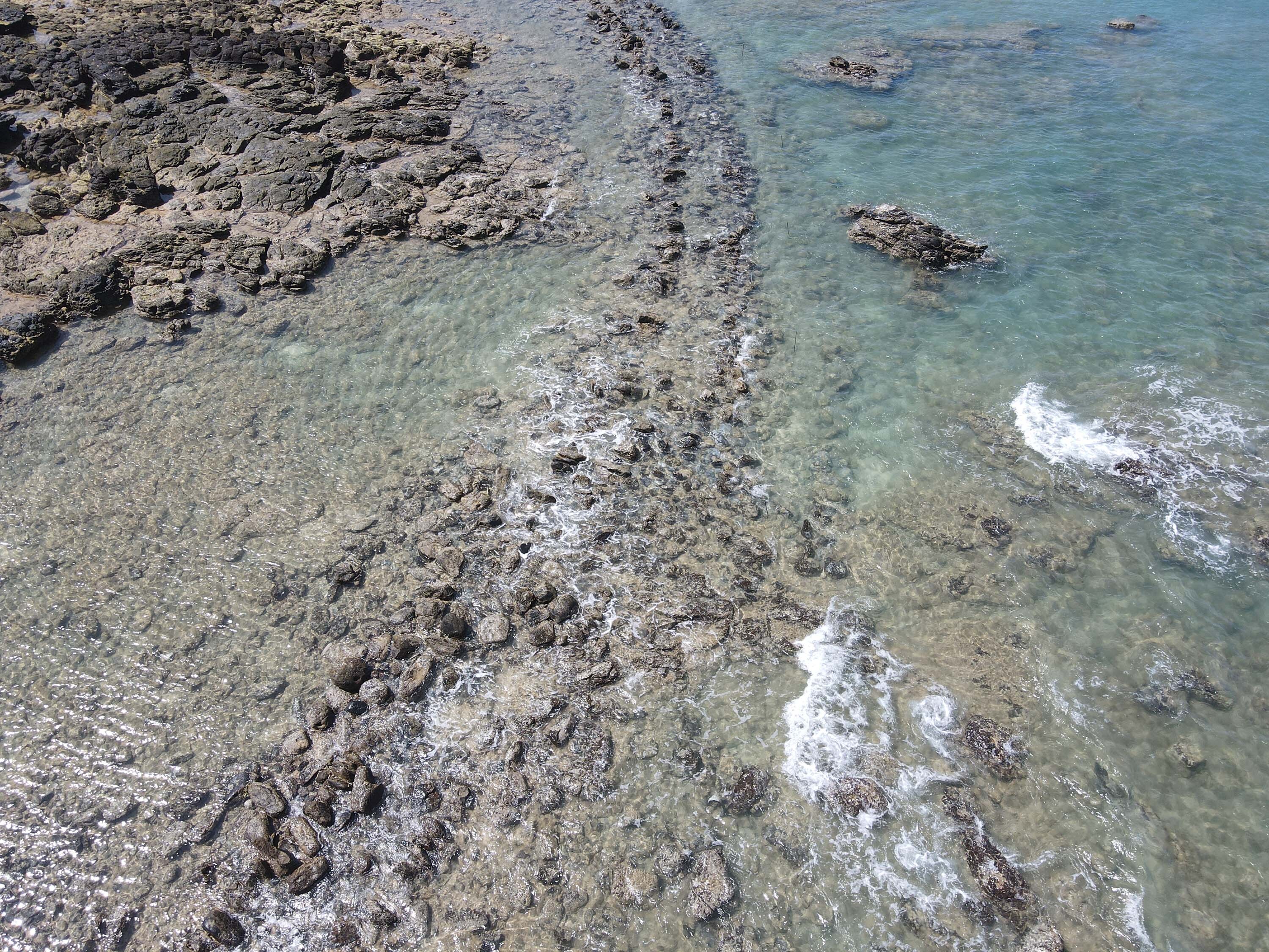 吉貝村鸚哥籠滬的滬岸